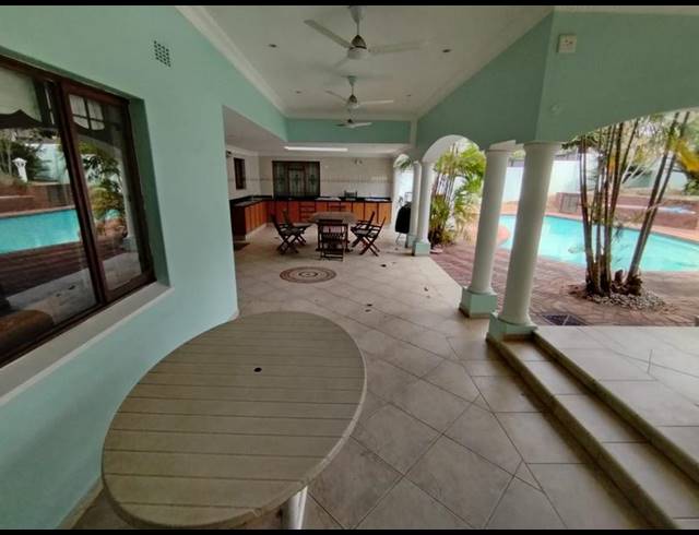 6 BEDROOM HOUSE FOR SALE IN HERRWOOD PARK